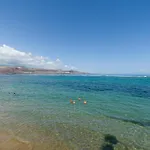 Tres dormitorios cerca de la Playa con Wifi