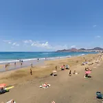 Tres dormitorios cerca de la Playa con Wifi